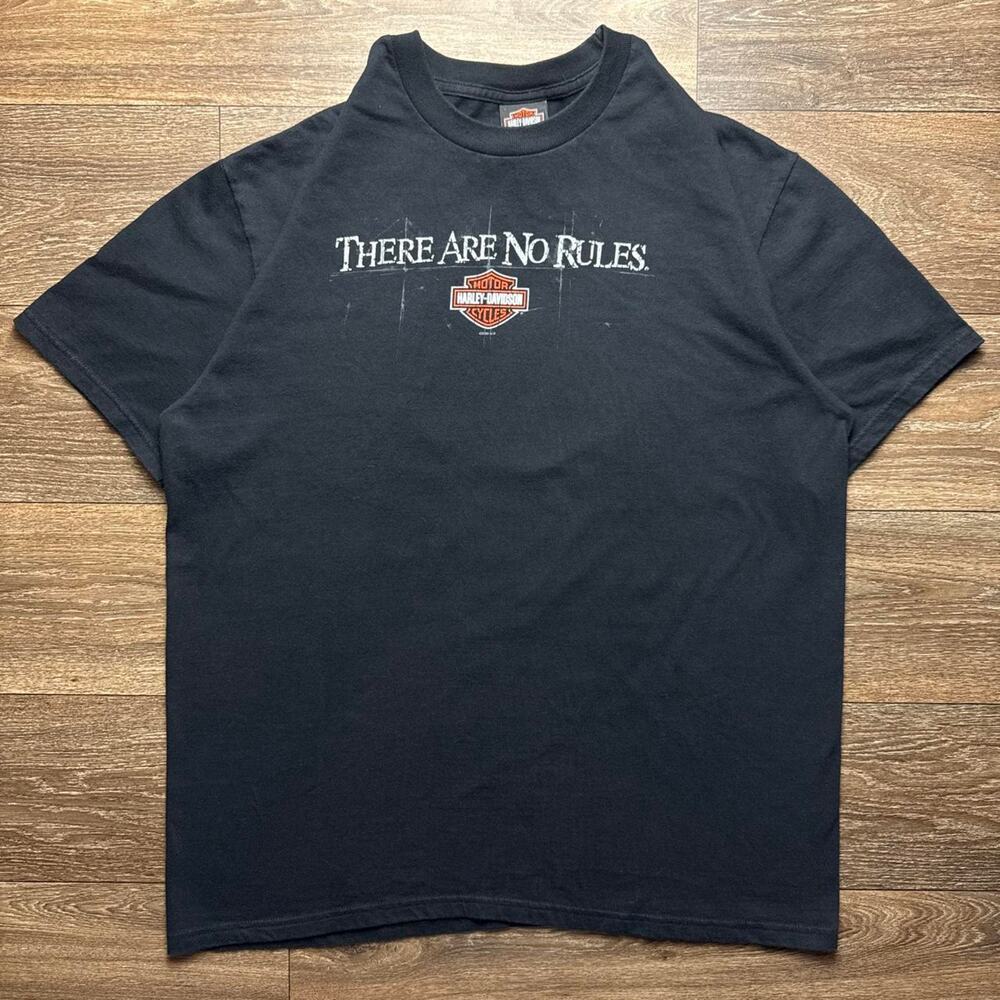 Y2K Harley Davidson Black Tee with White text Reading 'THERE ARE NO RULES.'